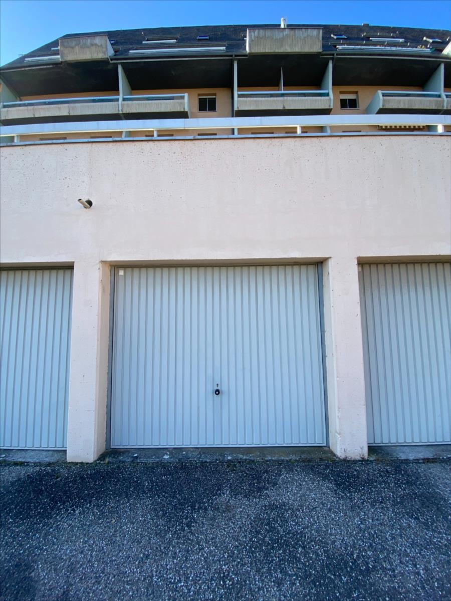 GARAGE - CENTRE VILLE RODEZ
