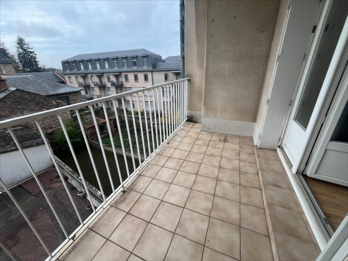 APPARTEMENT T2 MEUBLE - RODEZ – Image 11