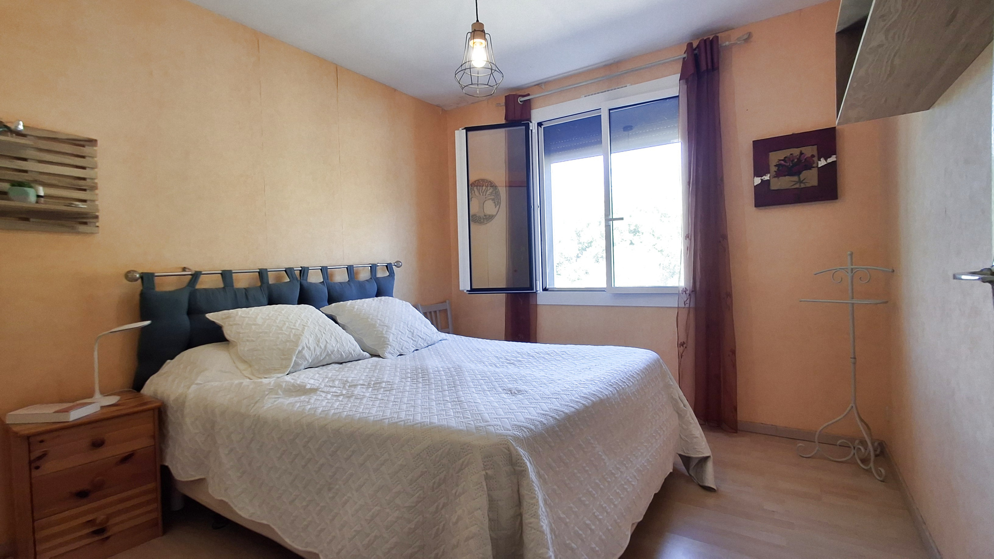 Grande maison avec terrasse 5 pièces en vente à Quins – Image 8