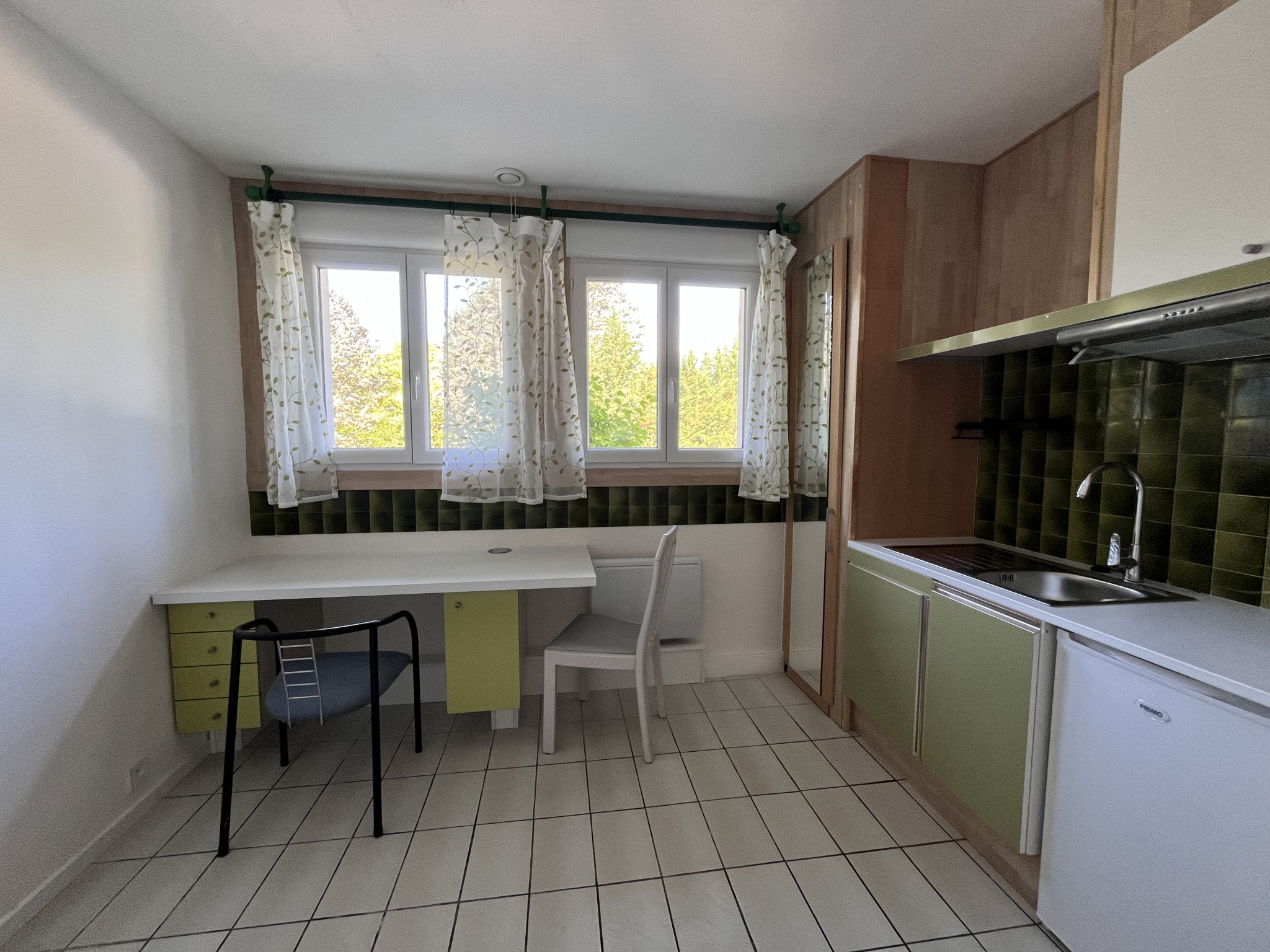 APPARTEMENT T1 - ONET-LE-CHATEAU