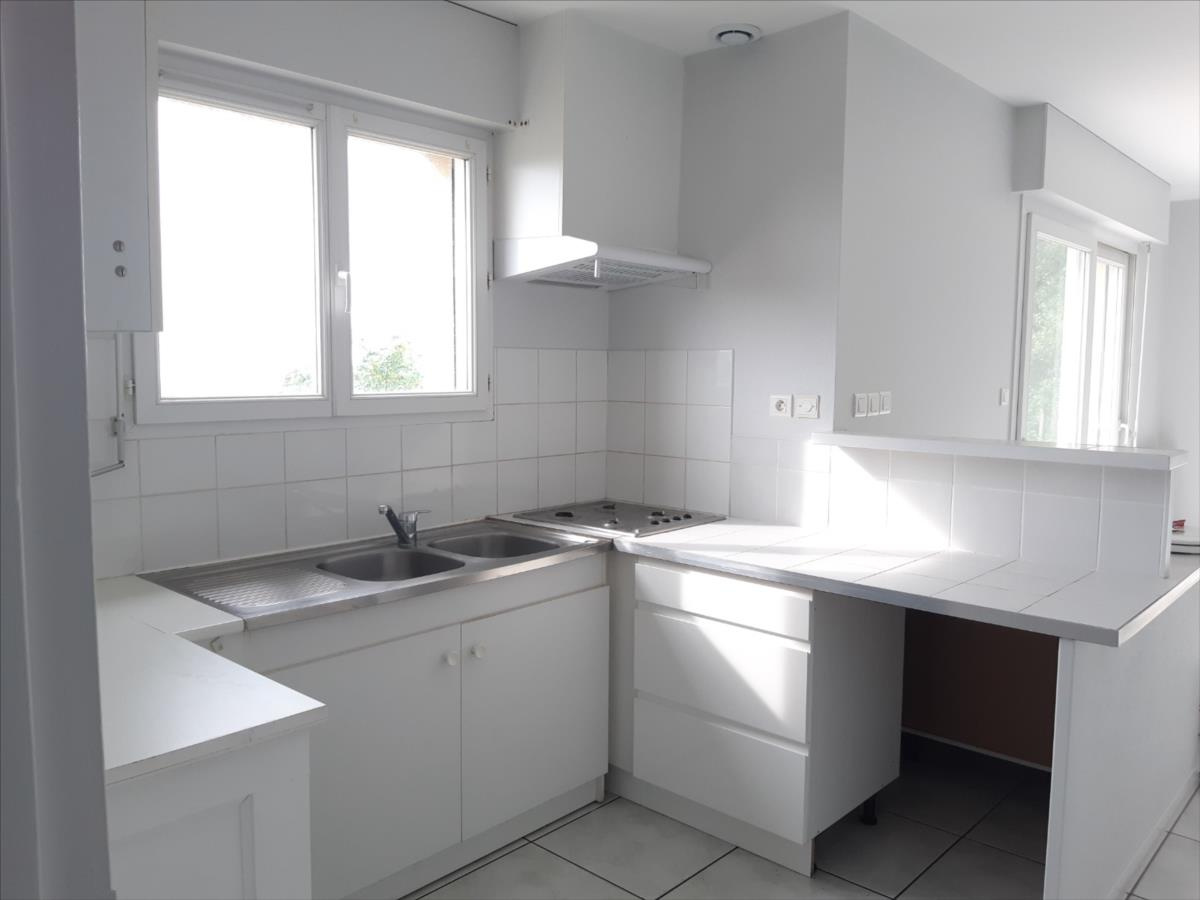 MAISON T5 - BARAQUEVILLE