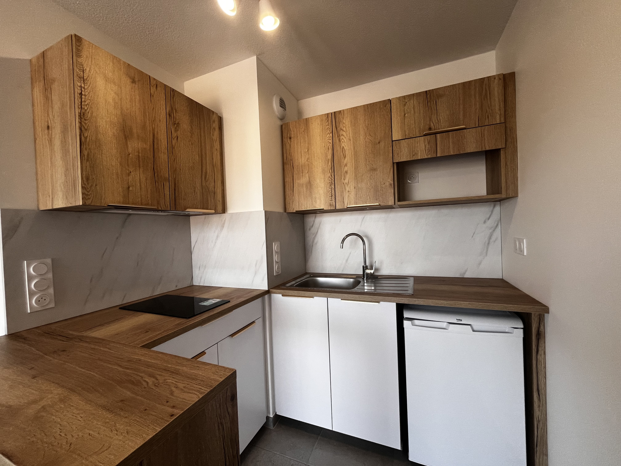 APPARTEMENT T1 BIS NEUF - COEUR SEBAZAC