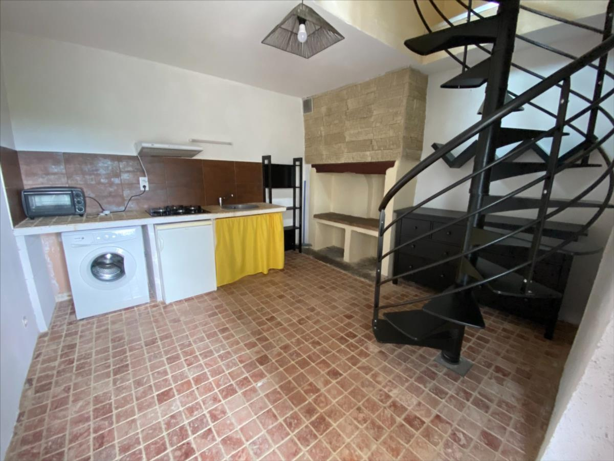 APPARTEMENT T1 DUPLEX SEMI MEUBLE RODEZ – Image 2