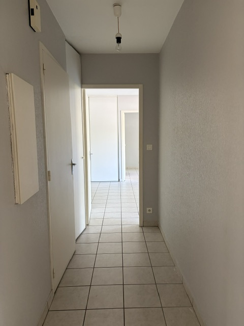 APPARTEMENT T3 - ONET-LE-CHATEAU – Image 5