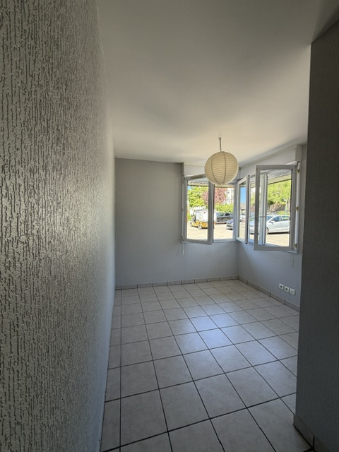 APPARTEMENT T3 - ONET-LE-CHATEAU – Image 6