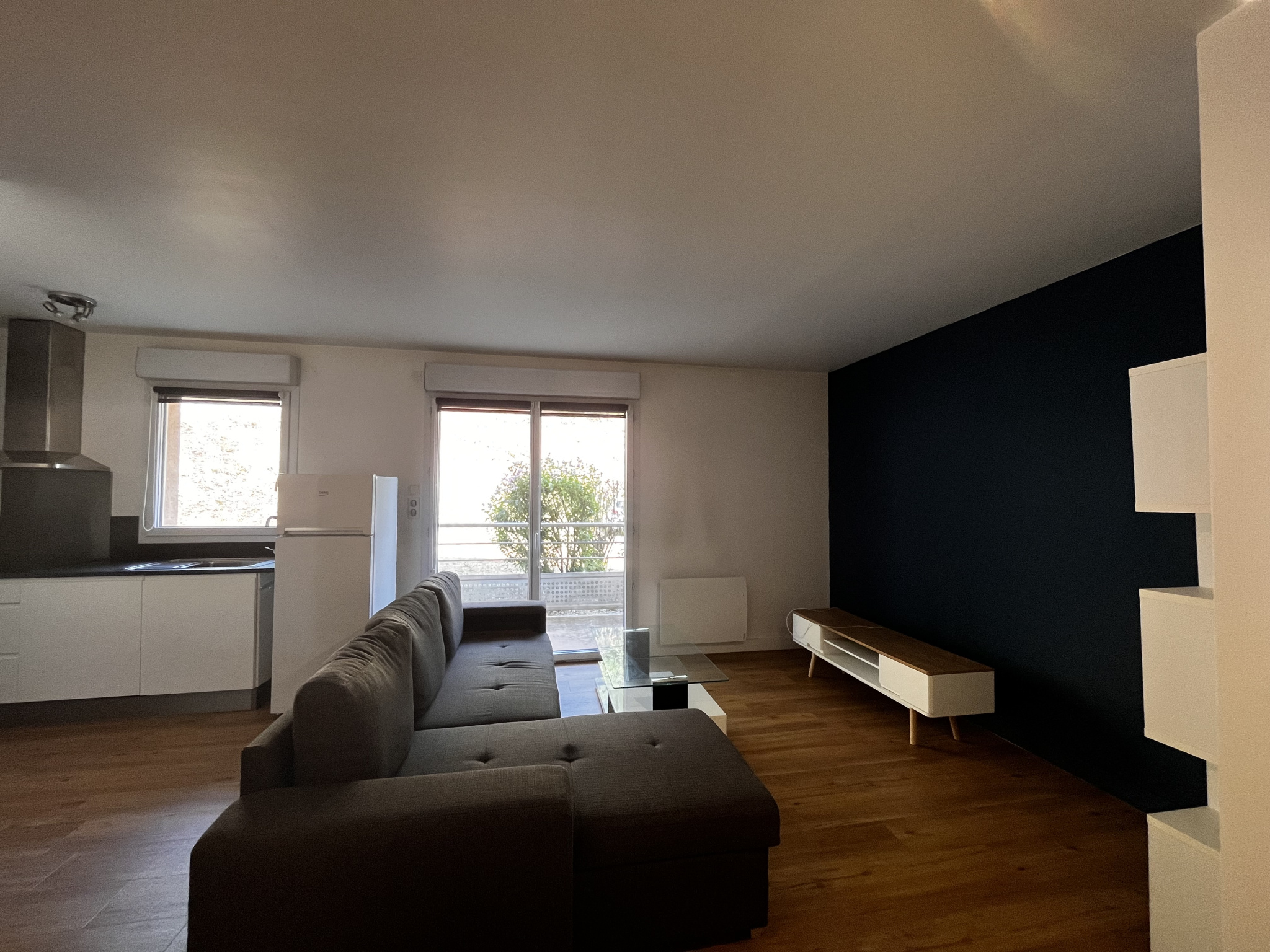 APPARTEMENT T2 MEUBLE - ONET-LE-CHATEAU