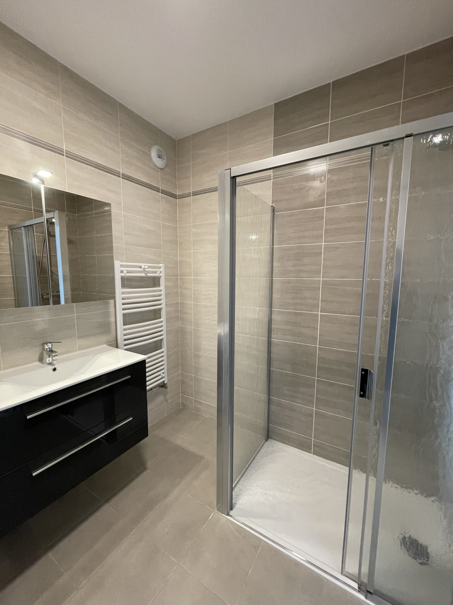 APPARTEMENT T3 - CENTRE LAISSAC – Image 5