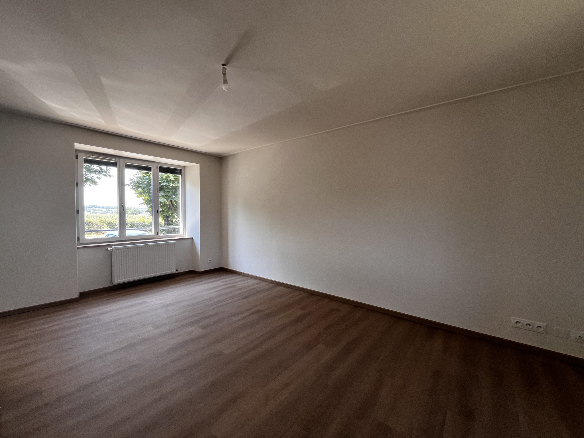 MAISON T6 ENTIEREMENT RENOVE - RIGNAC – Image 2
