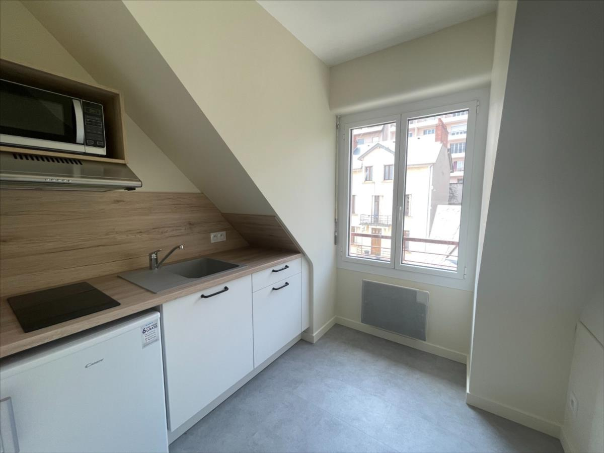 APPARTEMENT T1 - RODEZ