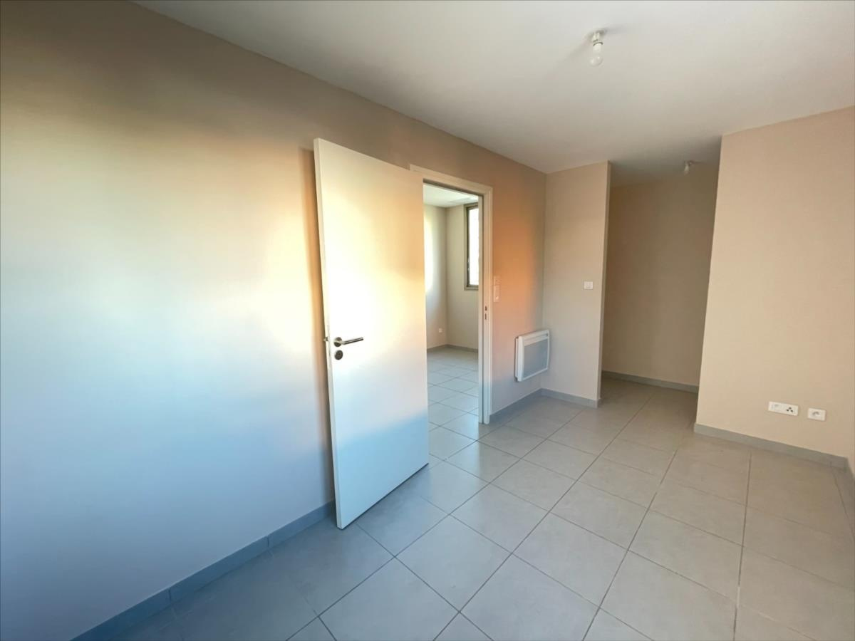 APPARTEMENT T3 - BOURRAN – Image 4