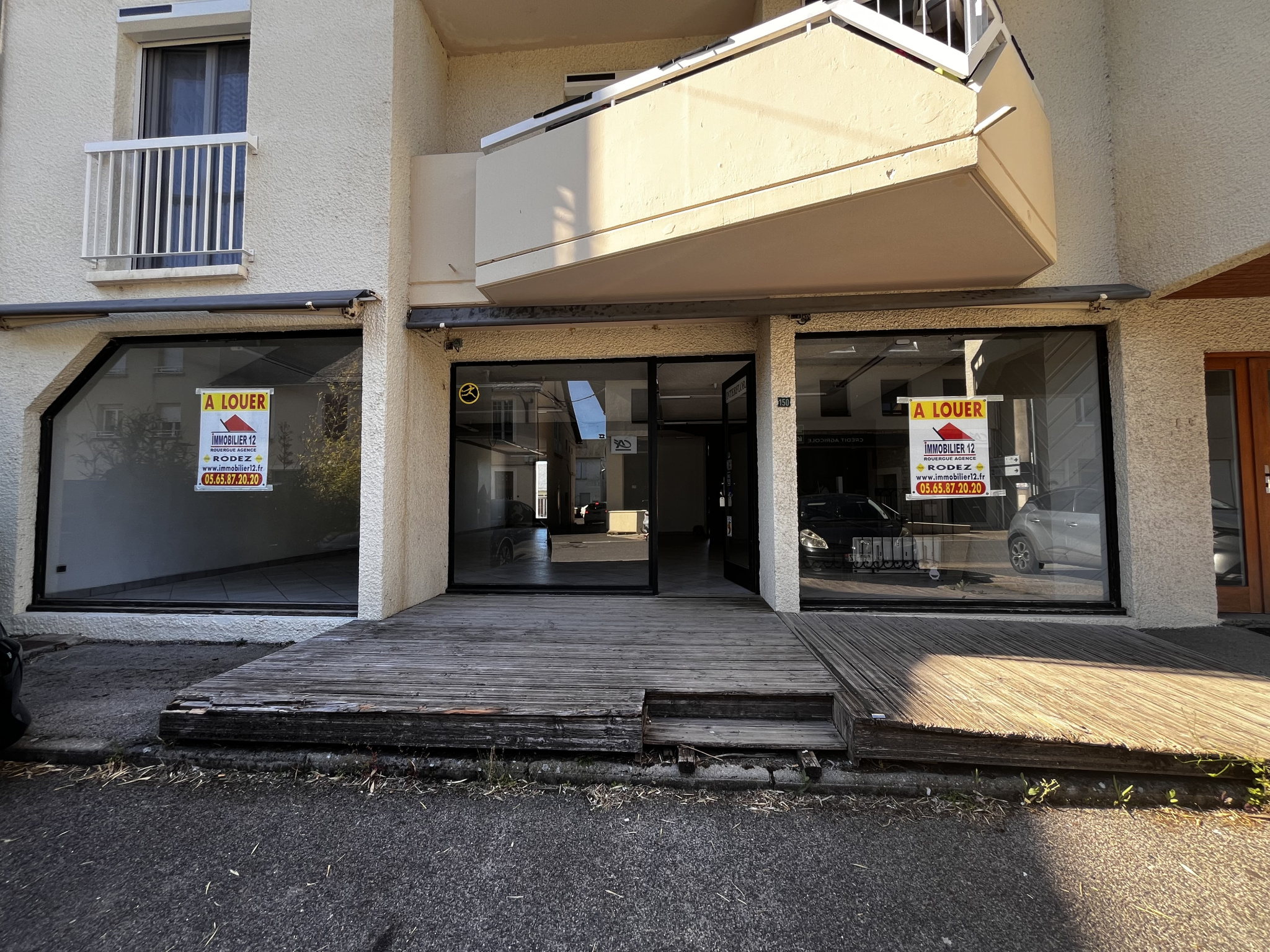 LOCAL COMMERCIAL - LAISSAC