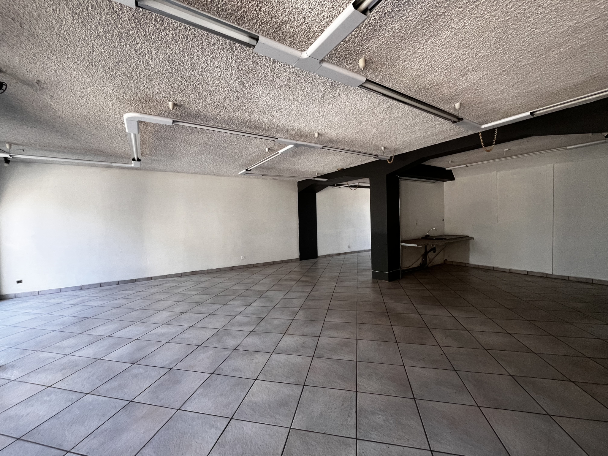 LOCAL COMMERCIAL - LAISSAC – Image 4