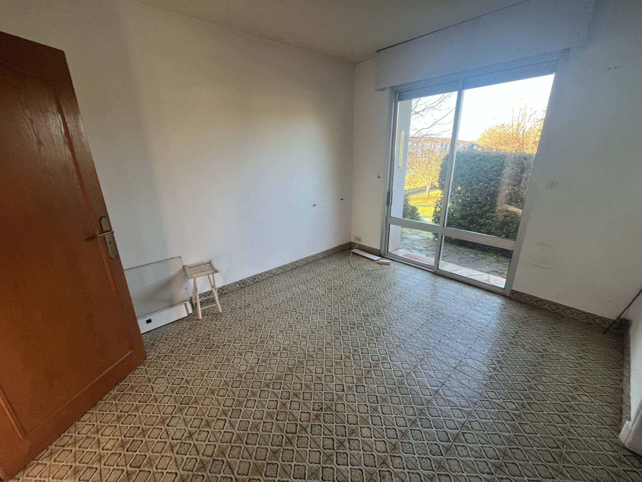 Onet-Le-Château : Au calme Maison Type 5/6 d'Architecture Contemporaine à rafraîchir .... – Image 8