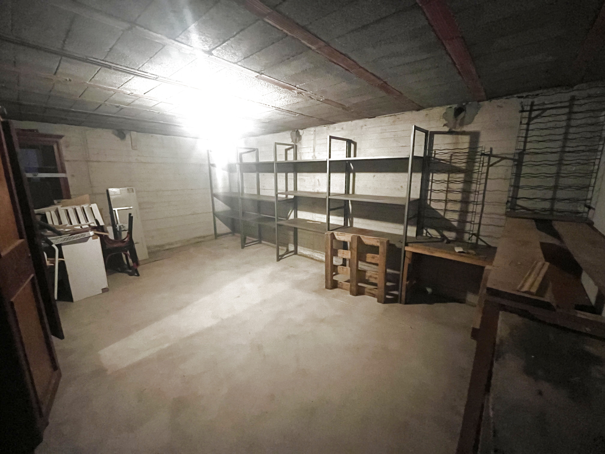 Onet-Le-Château : Au calme Maison Type 5/6 d'Architecture Contemporaine à rafraîchir .... – Image 18